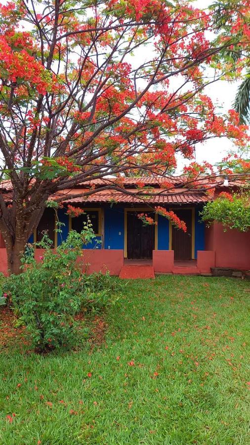 Pousada Estação Lunar Sao Domingos de Goias Exterior foto